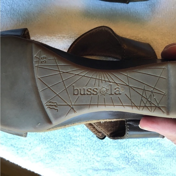 BUSSOLA wedge heel chocolate brown leather sandals. - Picture 11 of 14